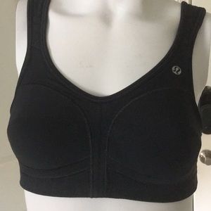Lululemon sport bra